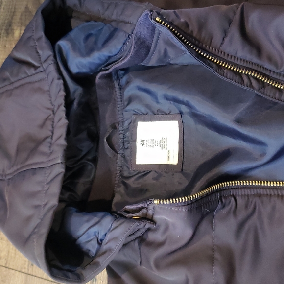 Navy blue puffer jacket - Picture 2 of 4